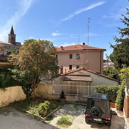 Centralissimo - Nuovo - Parcheggio Privato Perugia Bagian luar foto