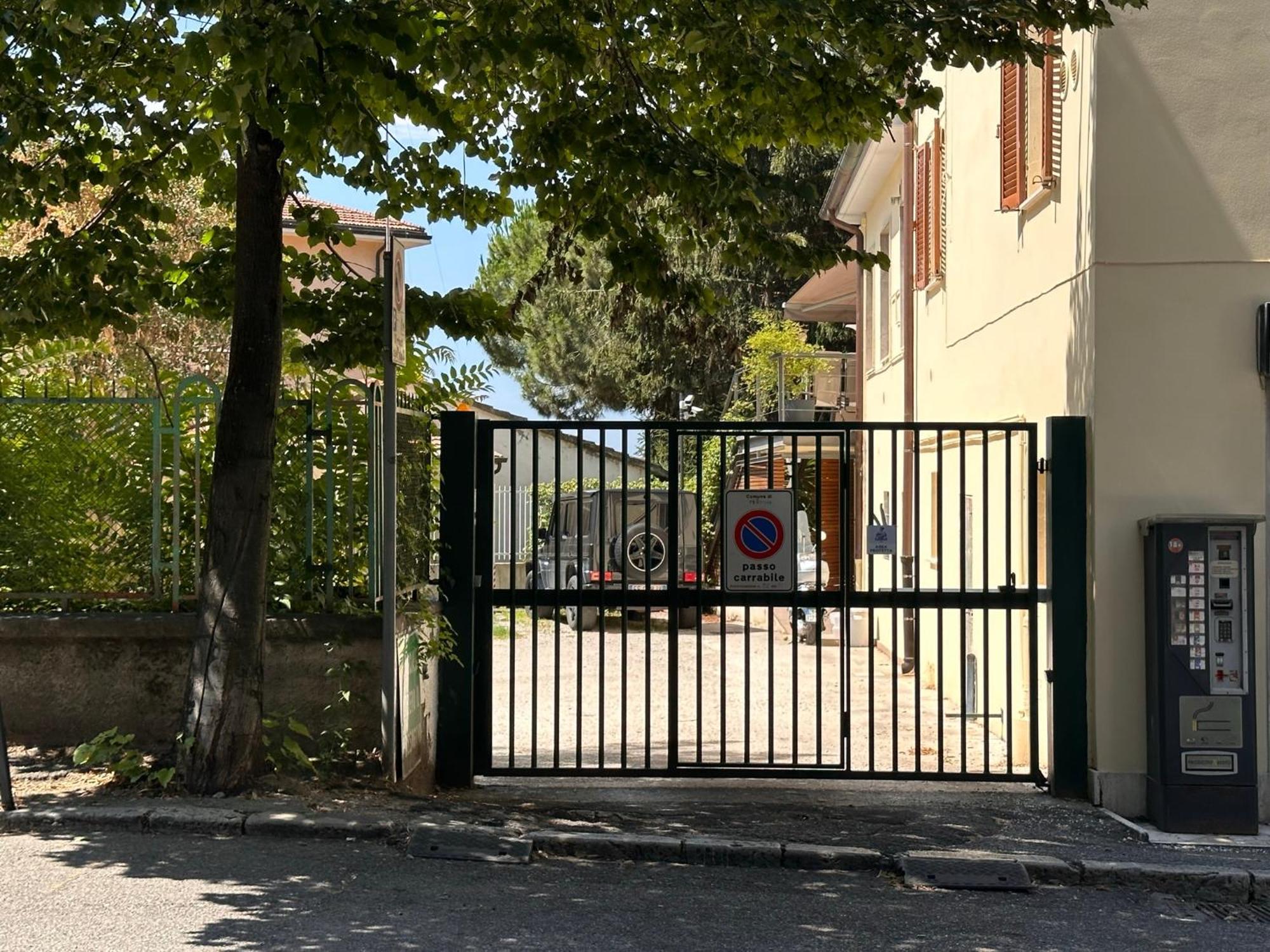 Centralissimo - Nuovo - Parcheggio Privato Perugia Bagian luar foto